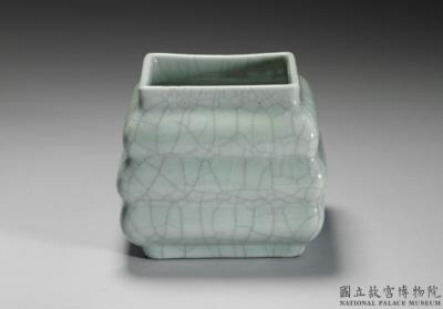 图片[2]-Stepped pot with green glaze, Qing dynasty, Qianlong reign (1736-1795)-China Archive